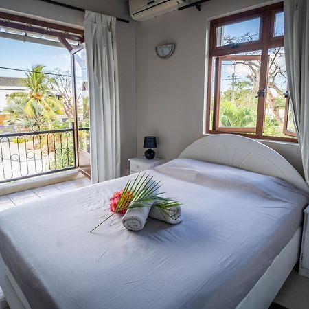 Charming Condo Rivière Noire Εξωτερικό φωτογραφία