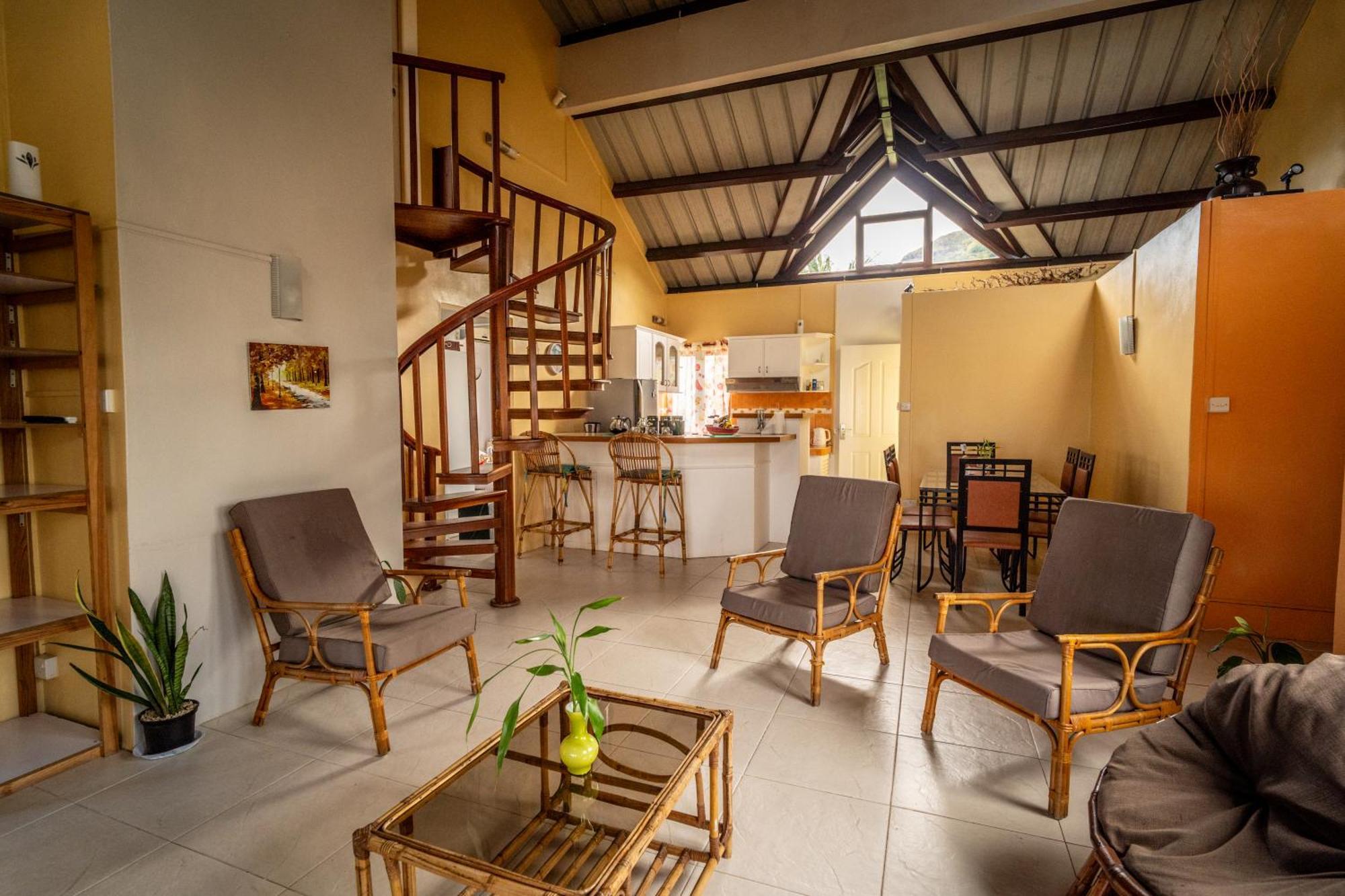 Charming Condo Rivière Noire Εξωτερικό φωτογραφία