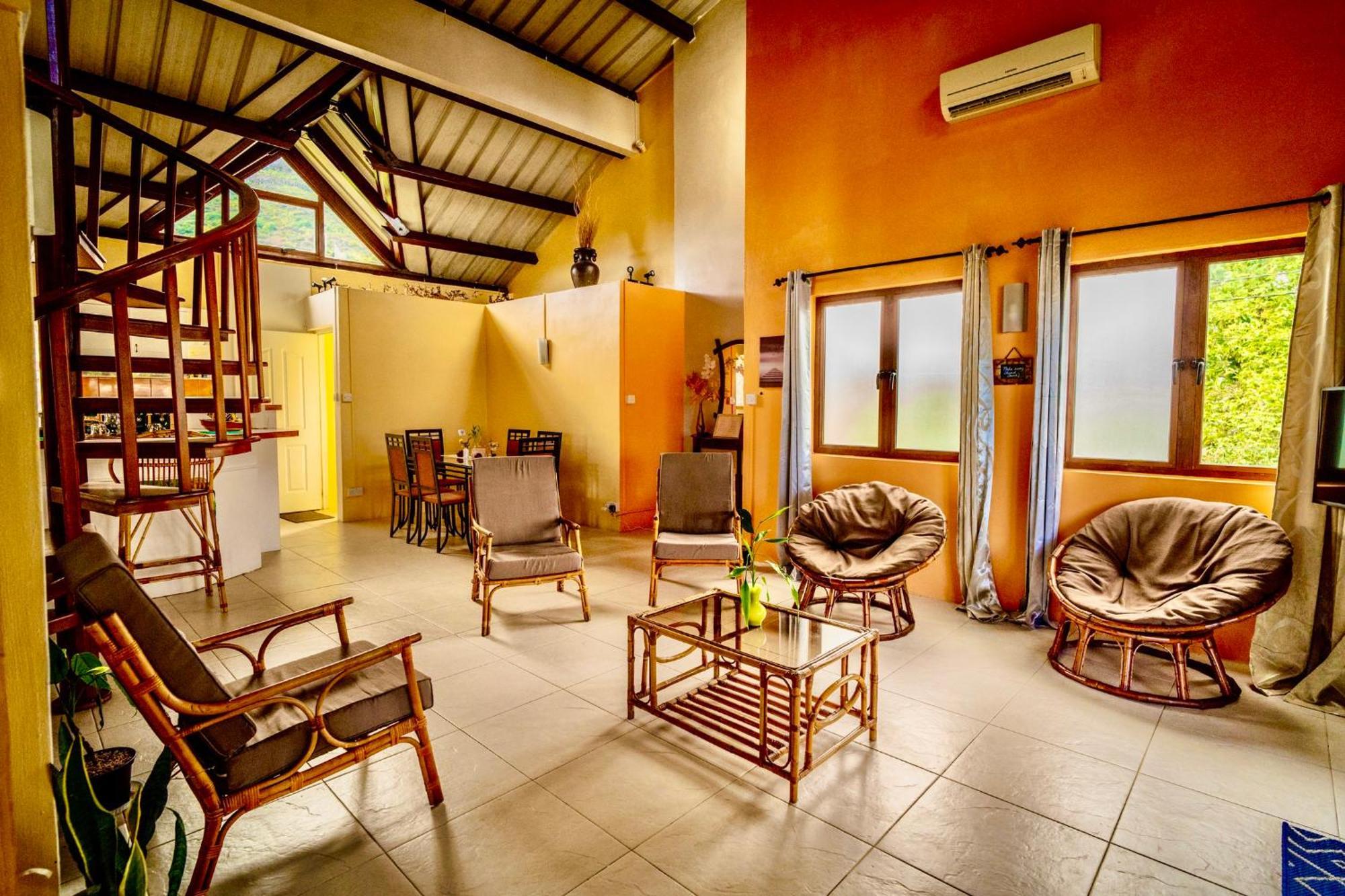 Charming Condo Rivière Noire Εξωτερικό φωτογραφία