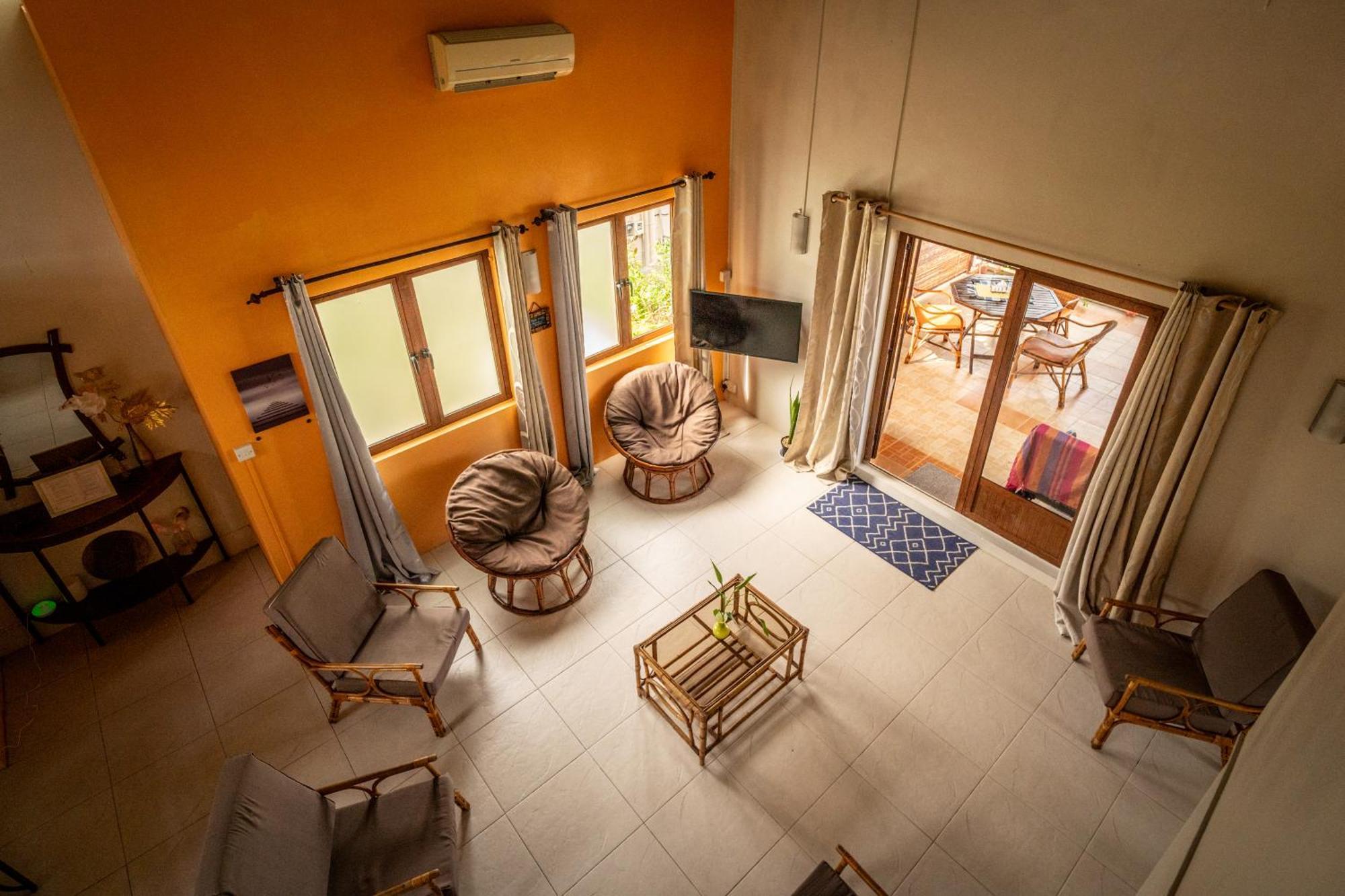 Charming Condo Rivière Noire Εξωτερικό φωτογραφία