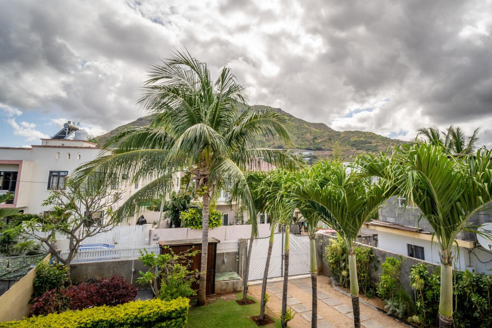 Charming Condo Rivière Noire Εξωτερικό φωτογραφία